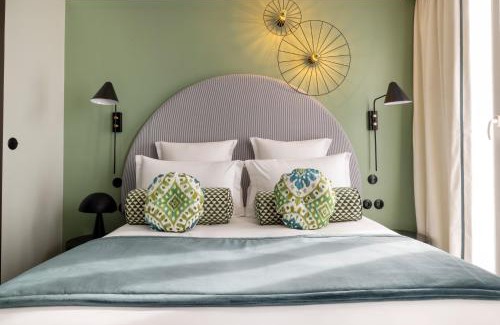 Quartier de la Folie-Mericourt Hotel | Unforgettable Stay at Le Clark Hotel - Rated 9.8/10