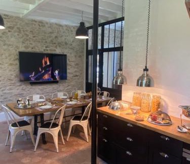 Bonnelles Bed & Breakfast | Discover Le Clocher de la Duchesse: Rated 9.8, Family-Friendly
