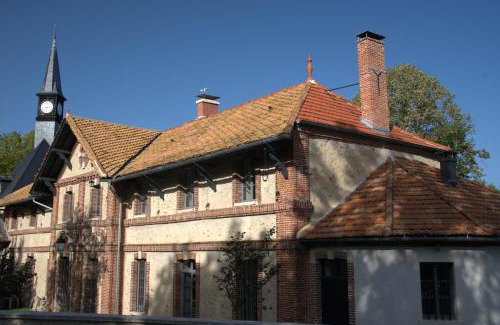 Bonnelles Bed & Breakfast | Discover Le Clocher de la Duchesse: Rated 9.8, Family-Friendly