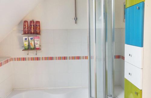Yvre-l'Eveque Bed & Breakfast | Discover Le Clos Bener: Oceanfront Escape with Pool