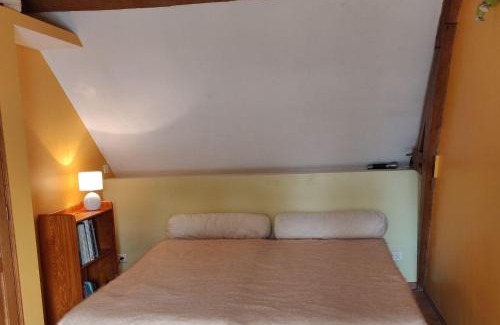 Yvre-l'Eveque Bed & Breakfast | Discover Le Clos Bener: Oceanfront Escape with Pool