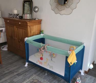 Outrepont Apartment | Pet-Friendly Escape at Le Clos de Chantecoq - Rated 9.4