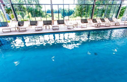 Equemauville Bed & Breakfast | Discover Le Clos de Grâce: Oceanfront Bliss & Spa Retreat