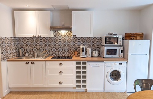 Josnes House | Relax at Le Clos de la Reine: Poolside Paradise Awaits