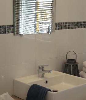 Goven Bed & Breakfast | Discover Le Clos De La Roche: Ideal for Families & Accessibility