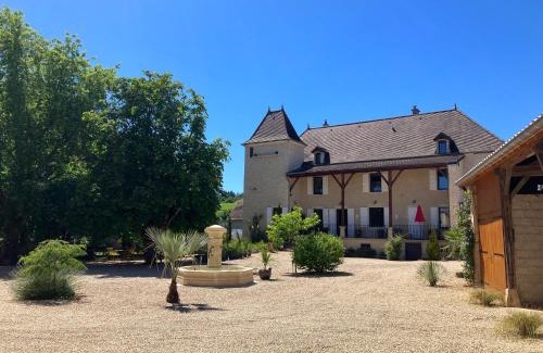 Clesse Bed & Breakfast | Highly Rated Le Clos De Quintaine with Family-Friendly Amenities