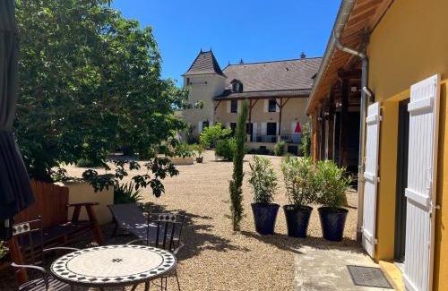 Clesse Bed & Breakfast | Highly Rated Le Clos De Quintaine with Family-Friendly Amenities