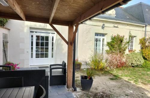 Azay-sur-Cher Bed & Breakfast | Discover Le Clos des Augers: Cozy Rooms and Roulotte Stay