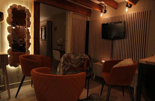 Fours-en-Vexin House | Relax at Le Clos des Charmelines with Oceanfront Amenities