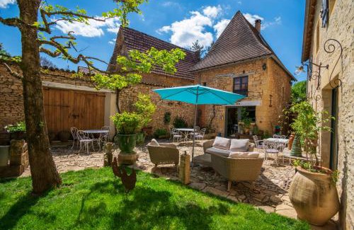 Saint-Leon-sur-Vezere House | Discover Le Clos des Songes: Guest Rated 9.8 with Dining