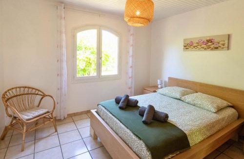 Jouques Apartment | Le Clos des Oliviers - Piscine Privée - Jardin - Parking