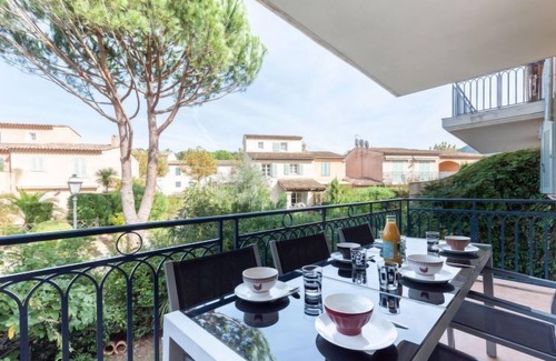 La Mole Apartment | Experience Oceanfront Bliss at Le Clos des Vignes