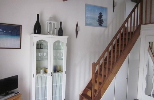 Vidauban House | Cozy Le Clos des Vignes: Family-Friendly with Pool Access