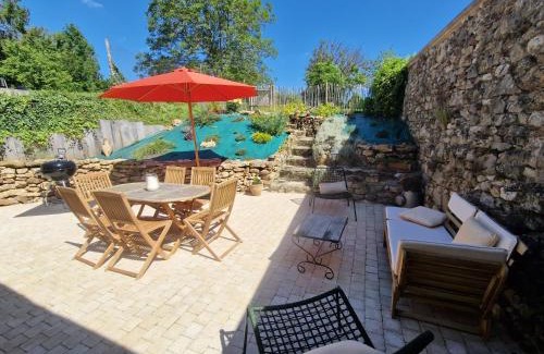 Verneuil House | Discover Le Clos des Voisins: Family-Friendly Retreat