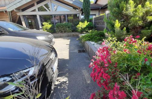 Lagnieu Hotel | Discover Le Clos du Bois Joli: Family-Friendly Retreat