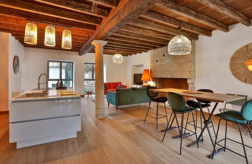 Perigueux House | Explore Le Clos du Maine: Family-Friendly Retreat Near Périgueux