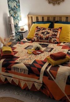 Bourges Apartment | Discover Le Clos du Poète: Guest Rated 8.9/10
