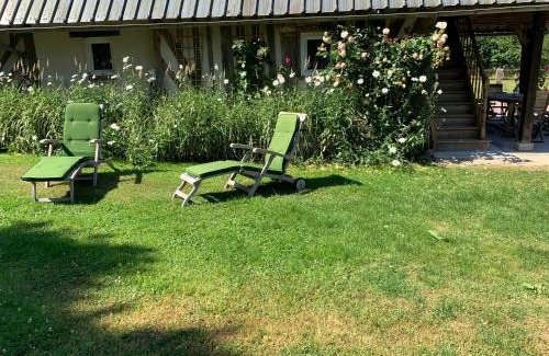 Beuzeville Apartment | Experience Oceanfront Relaxation at Le Clos Gîte with Spa