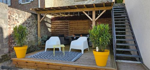 Laon Apartment | Discover Le Clos Maldier - Gîte Les Ecureuils with Hot Tub