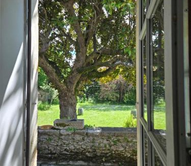 Blaye Bed & Breakfast | Experience Le Clos Réaud: Oceanfront Bliss & Spa Retreat