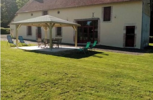 Sury-pres-Lere House | Stunning Le Clos Terre: Ocean View & Pet-Friendly Retreat