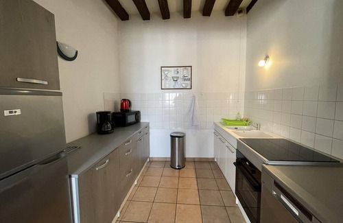 Auxerre Apartment | Modern City View Apartment with Kitchen & Breakfast Options