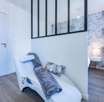 Agen Apartment | Relaxing Getaway at Le Cocon Agenais with Spa & Hot Tub