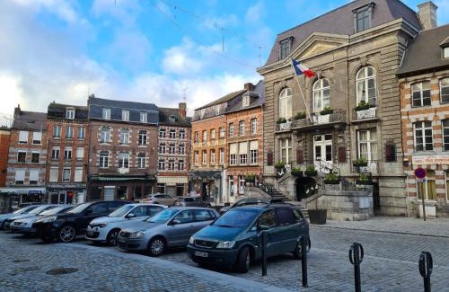 Avesnes-sur-Helpe Apartment | Budget-Friendly Family Retreat at le cocon avesnois