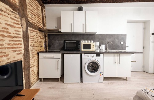 Castres Apartment | Discover Le Cocon Castrais: Family-Friendly Getaway