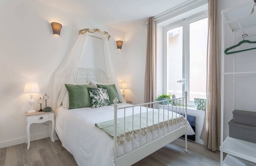 Santy - La Plaine Apartment | Relax at Le Cocon Champêtre Ré with Spa & Family Amenities
