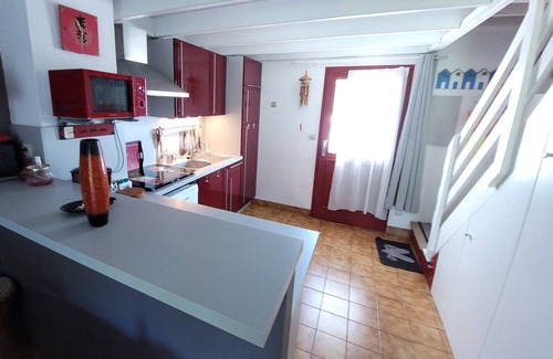 Le Croisic House | Relax at Le Cocon Croisicais with Spa & Family Amenities