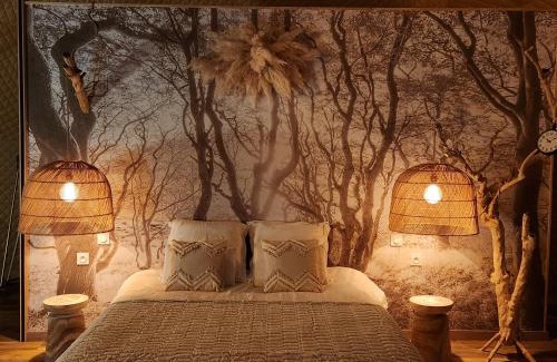 Saint-Jean-d'Elle Cabin | Relaxing Dôme with Spa and Hot Tub - Guest Rated 9.3/10