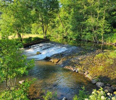 Pont-Bellanger House | le cocon d'amour " le moulin Michel avec jaccuzi pour 12 personnes"