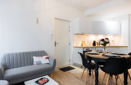 Saint Nicolas - Charles III - Ville vieille - Trois Maisons - Leopold Apartment | Charming Le cocon des soeurs Macarons: Child-Friendly Retreat