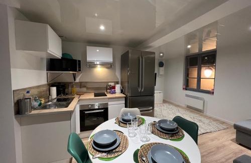 Saint-Dizier Apartment | Inviting Stay at Le Cocon du Centre Ville for Families
