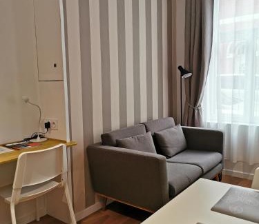 Lens Apartment | Family-Friendly Le Cocon du Centre Ville with High Guest Ratings