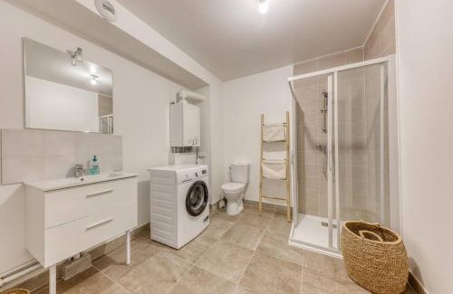 Saint-Remy-les-Chevreuse Apartment | Pet and Child Friendly Stay at Le Cocon de Chevreuse