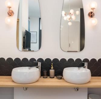 Jean Moulin - Marius Berliet Apartment | Relax at Le Cocon Hygge & SPA with Spa and Hot Tub