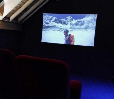 Lathuile Apartment | Experience the Unique Cinema Room at LE COCON near Lake Annecy