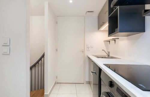 Villette - Maisons Neuves Apartment | Relax at Le Cocon Part-dieu Ré with Spa and Kitchen Access