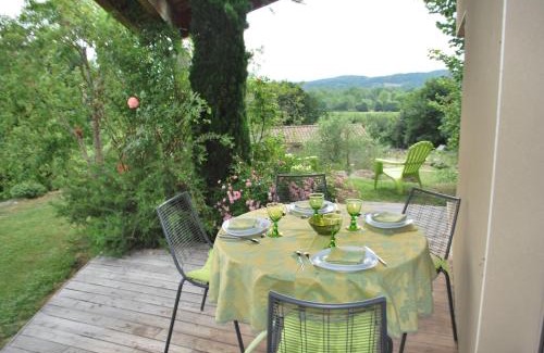 Salies-du-Salat House | Experience Comfort at Le Cocon Vert - 4-Star Oasis!