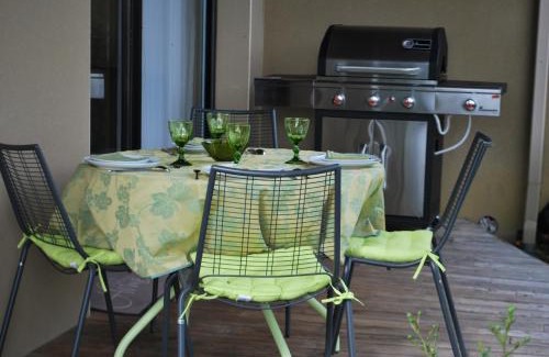 Salies-du-Salat House | Experience Comfort at Le Cocon Vert - 4-Star Oasis!