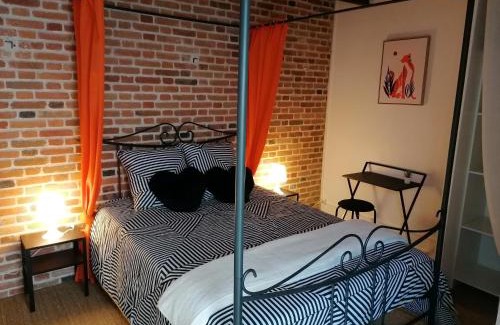 Pierrefitte-sur-Sauldre House | Family-Focused Stay at Le Cocoon d'Annabelle with Garden