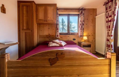 Brusson House | Explore Nature & Trekking at Le Coin des Mélèzes