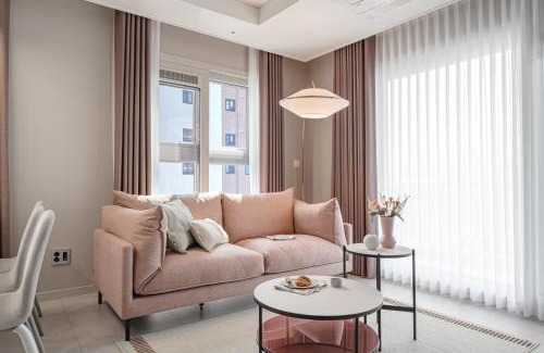 Busan Apartment | Experience Comfort at Le Collective Busan Lotteworld