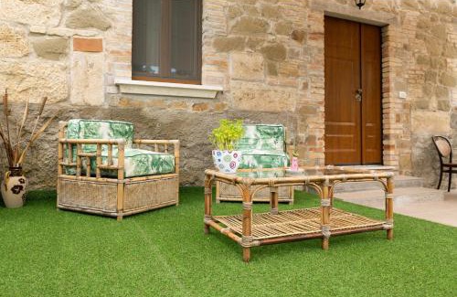 Venarotta Apartment | Mini Casa ai piedi della collina - Guest Rated 9.8/10