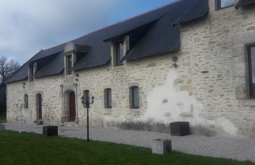 Surzur House | Group Retreat at Le Colombier de Kerguezec for 19 Guests