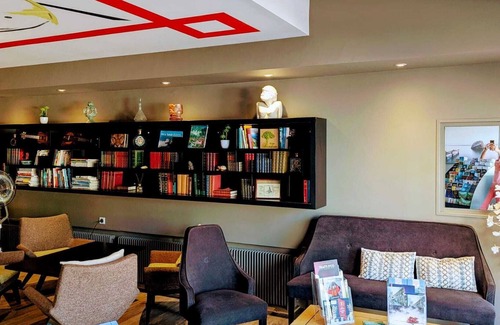 Thonon-les-Bains Hotel | Experience Comfort at Le Comte Rouge - Guest Rated 9/10