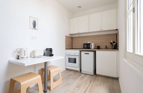 Mazargues House | Discover Le Concorde Complex: Family-Friendly Retreat