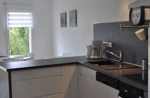 Le Conquet Apartment | Unforgettable Stay at Le Conquet: Beachside Bliss Awaits